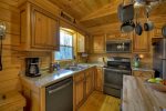 Bear Butte - Fully Equipped Kitchen 